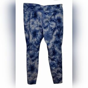 Avia size XXXL (22) blue/white leggings